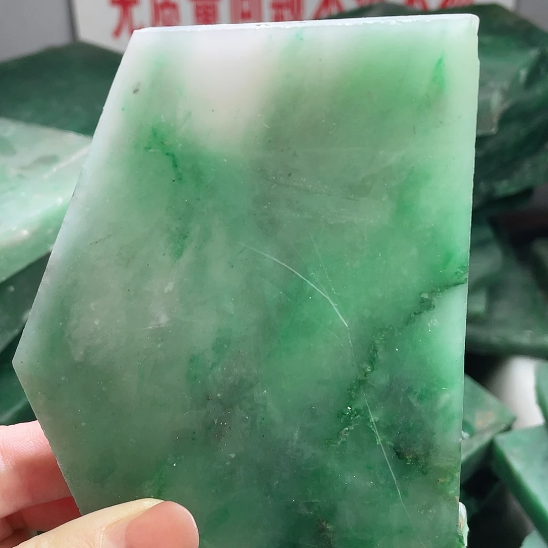 毛***尖定制石英质玉（非洲翠）