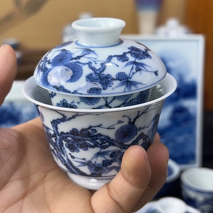 纯手工青花青花松竹梅