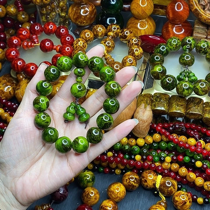 松木琥珀木文玩手串