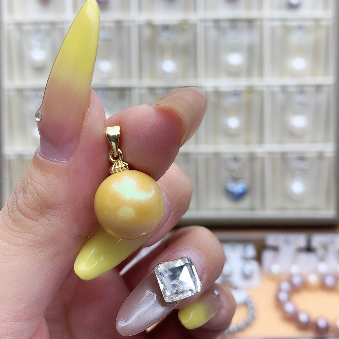 淡水珍珠合金吊坠(赠链)