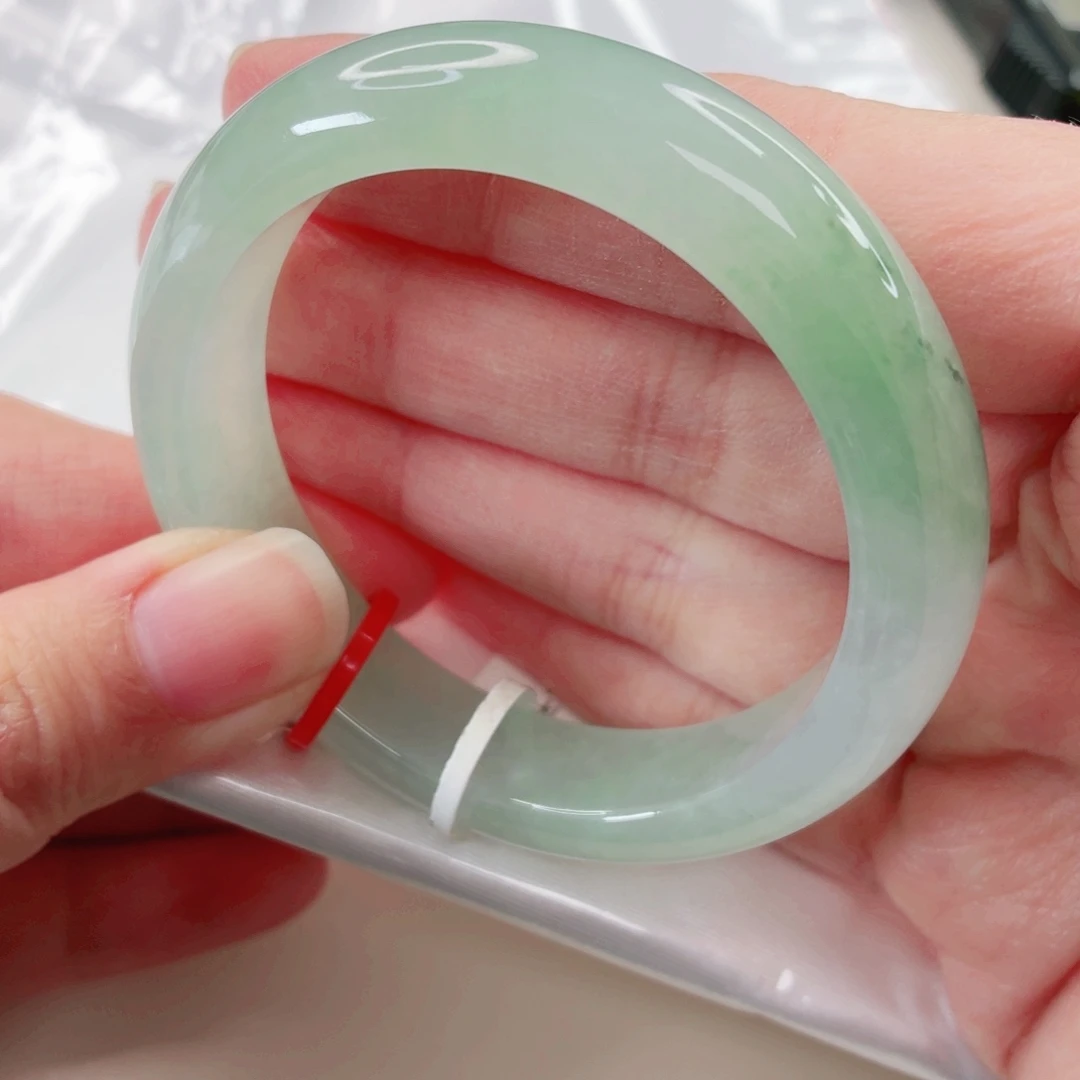 翡翠未镶嵌手镯50.8圈x580