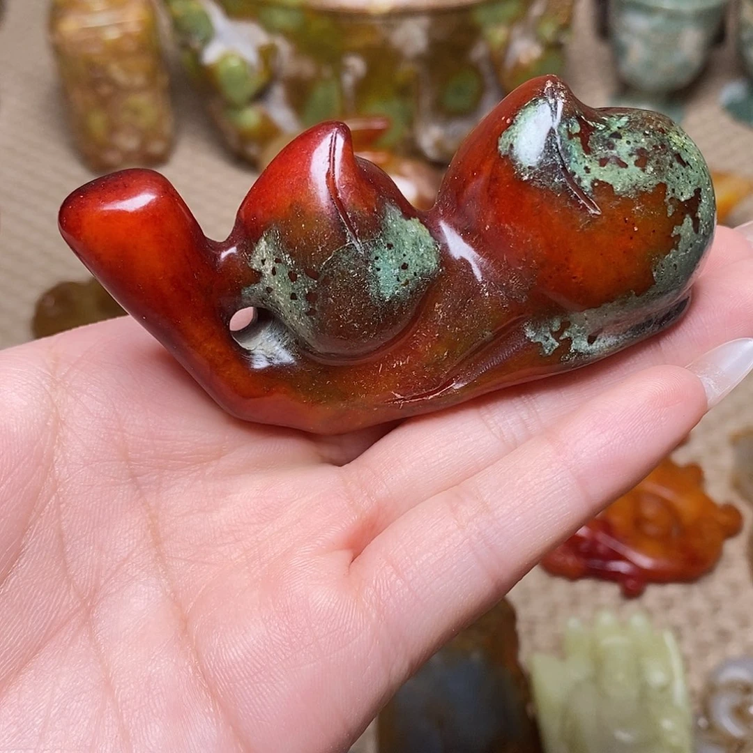 未镶嵌蛇纹石玉颈饰