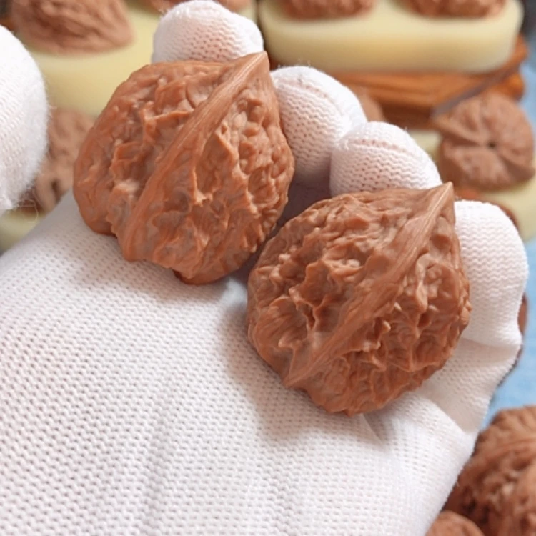 【闪购商品】文玩核桃把件31尺寸龙骨