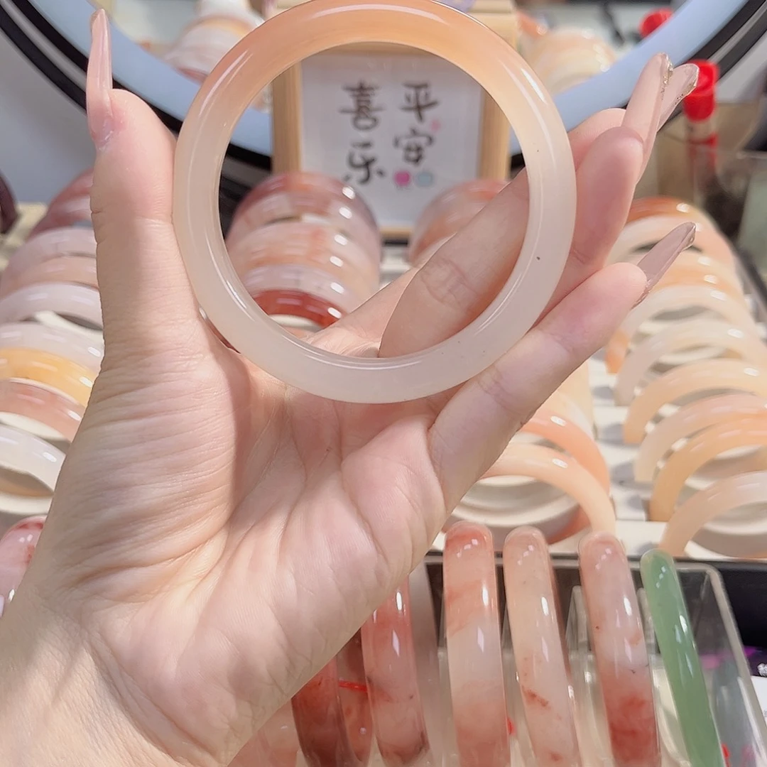 石英质玉手镯未镶嵌N***c