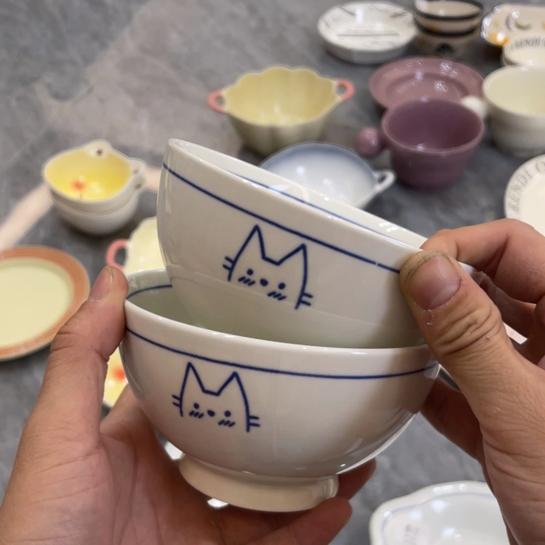 陶瓷微瑕餐具介意勿拍，满18飞！