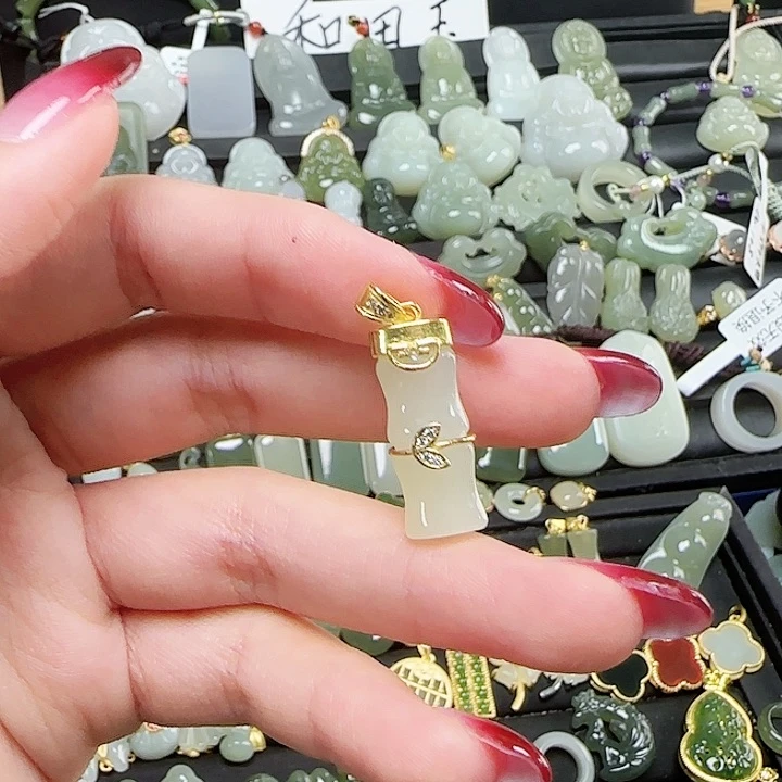 和田玉银S925镶嵌颈饰