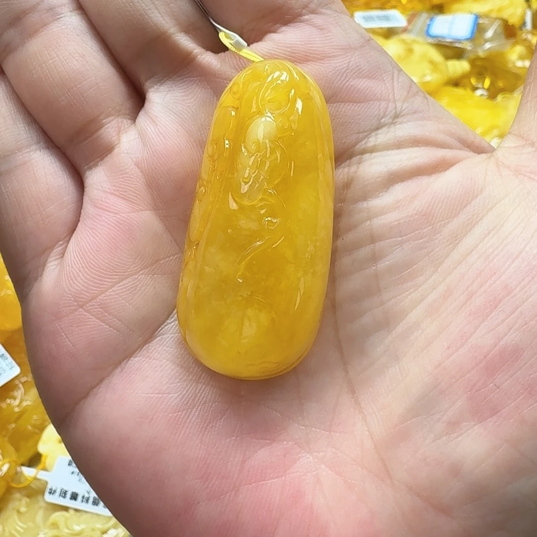 琥珀未镶嵌珠宝奇石88