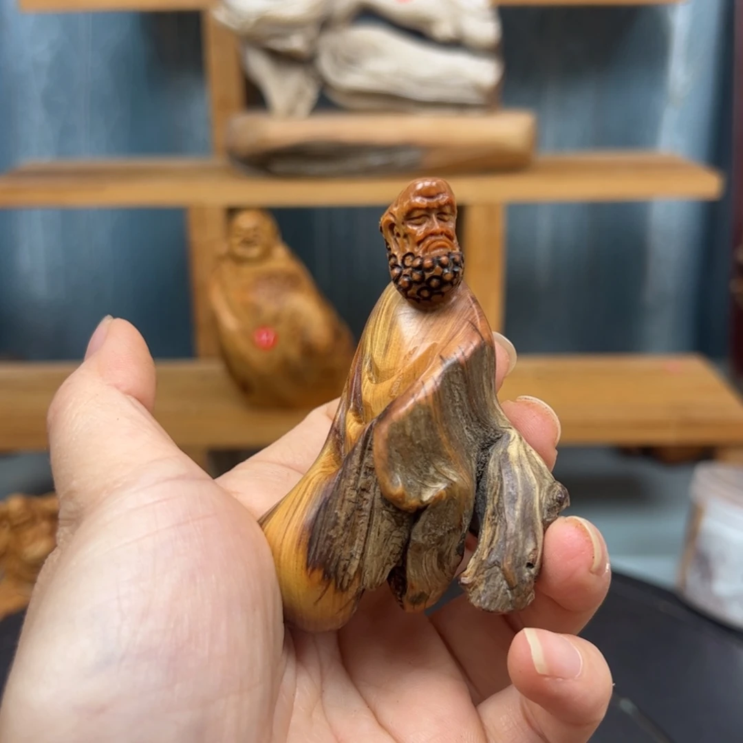 木小***食崖柏木摆件手把件