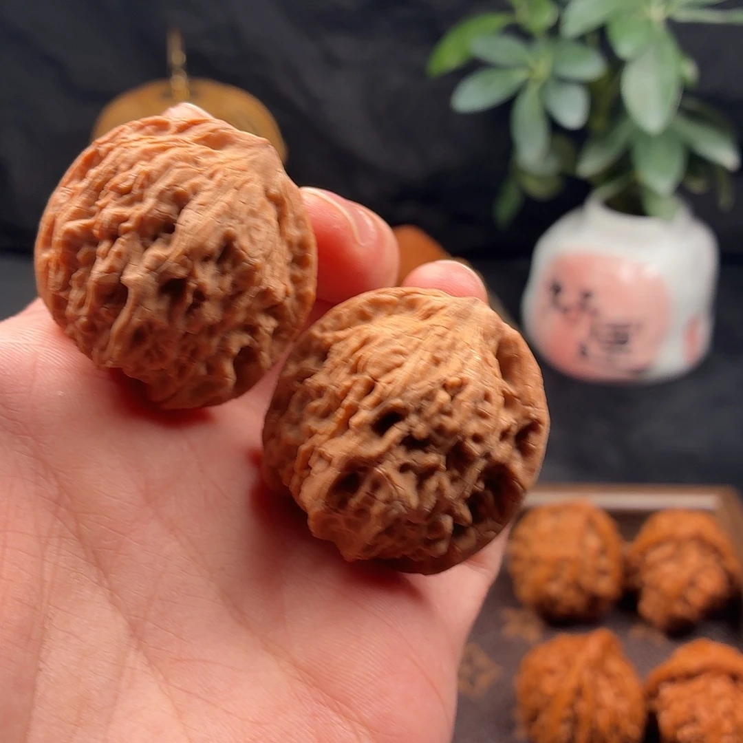 x***n文玩核桃吊坠凤眼