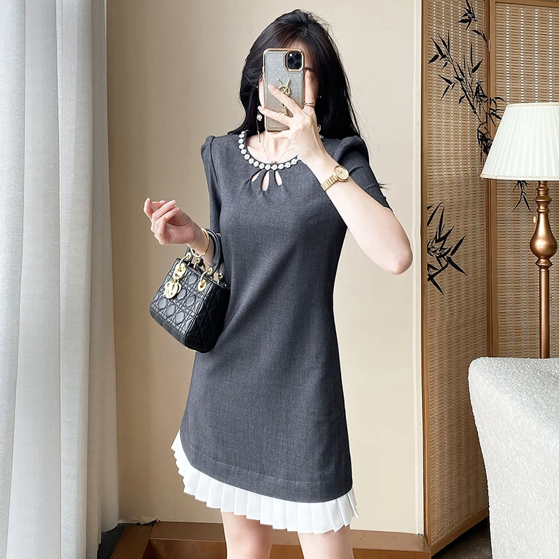 小个子连衣裙女夏2025新款时尚设计感蝴蝶结拼接法式高级感小黑裙