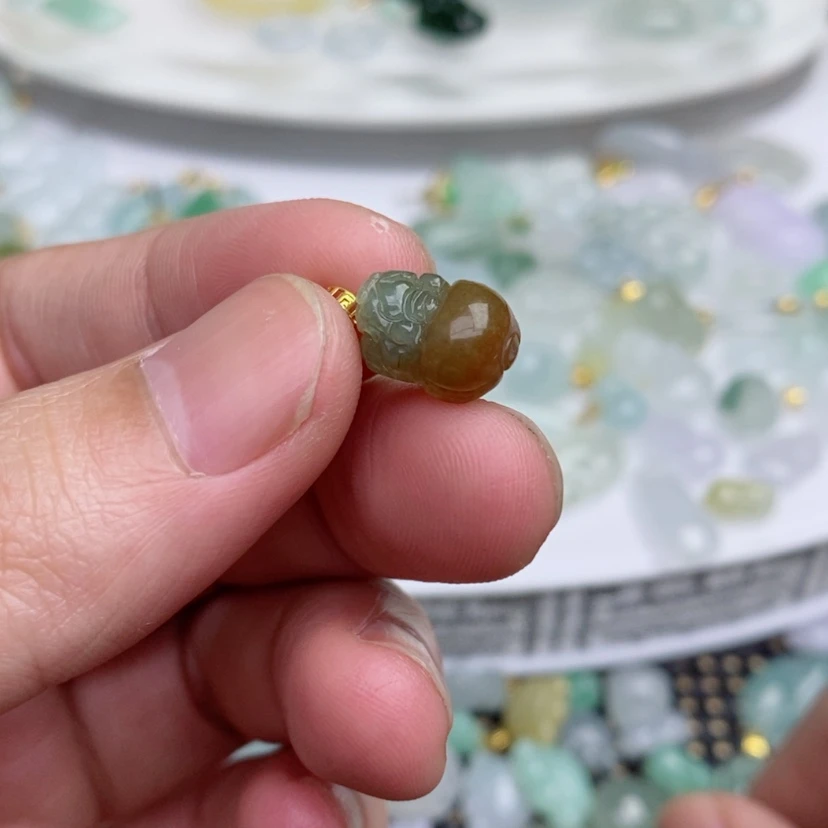 【闪购商品】翡翠吊坠(不含链)18K金镶嵌貔貅