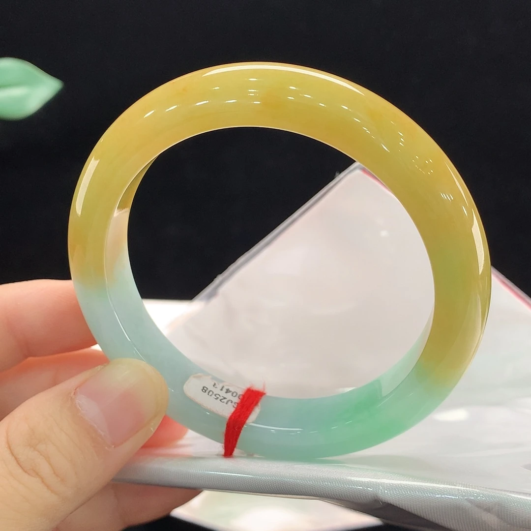 翡翠未镶嵌手镯0413