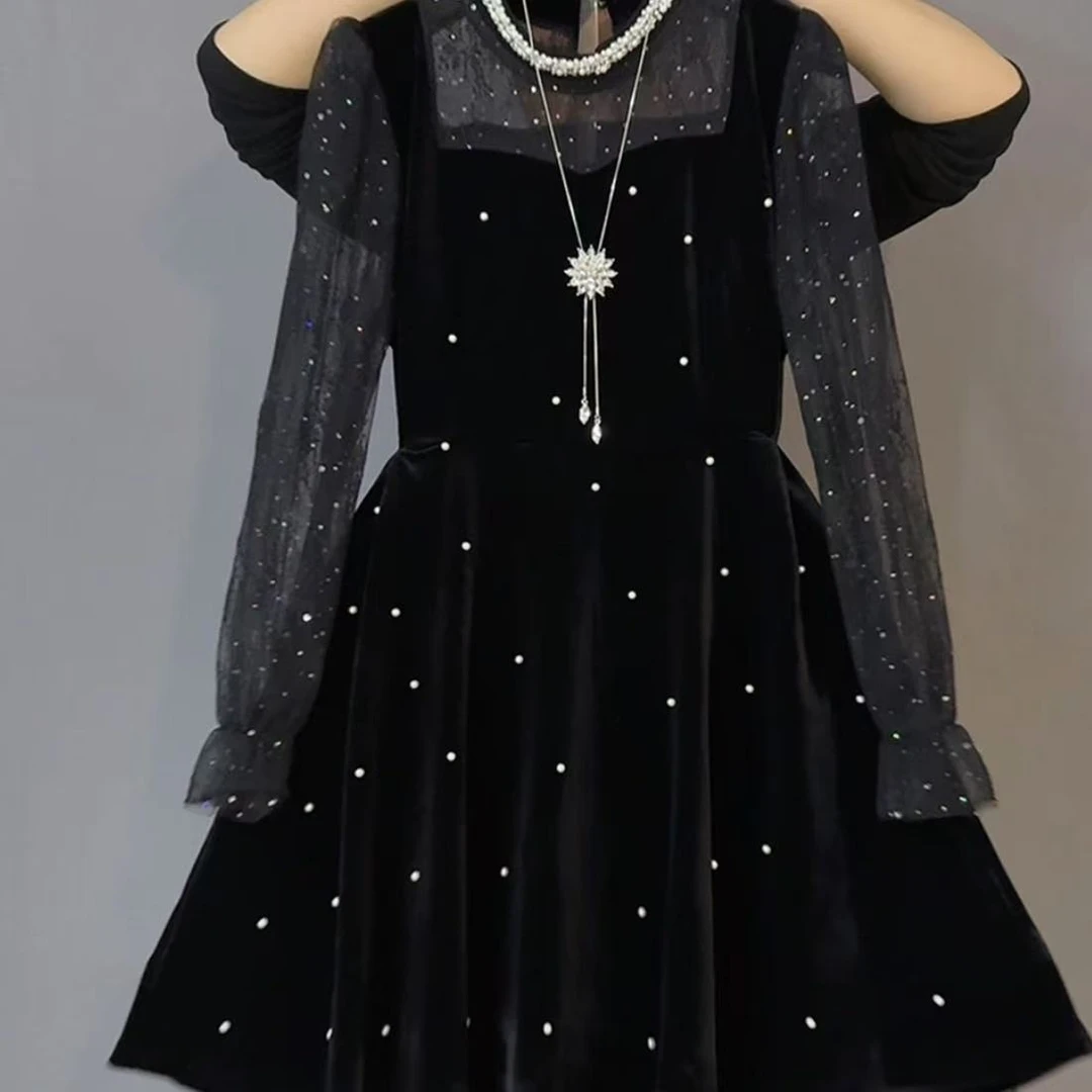 新款大码女装时尚洋气圆领钉珠拼接丝绒连衣裙