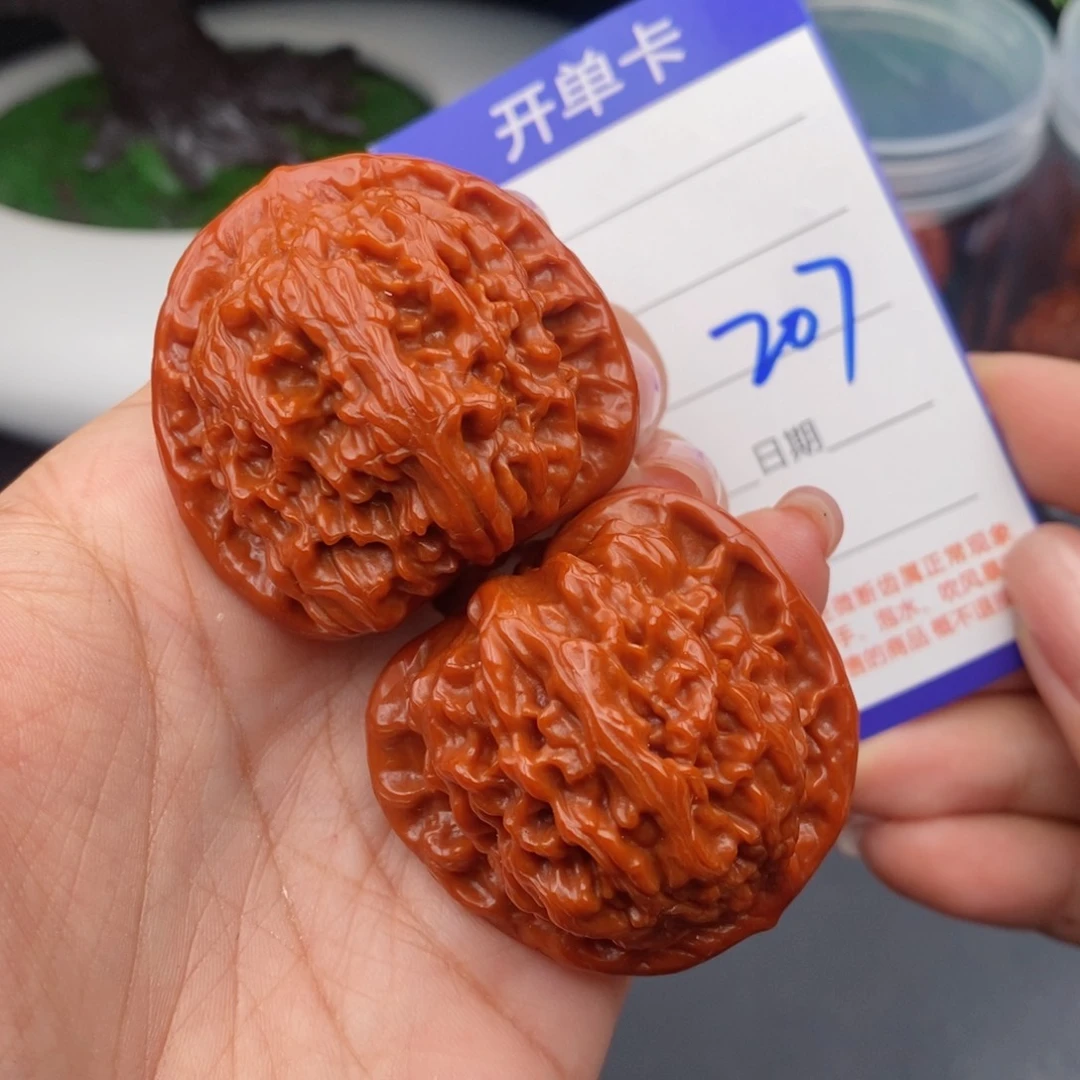 文玩核桃把件41红狮子207