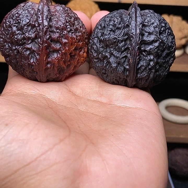 文玩核桃吊坠苹果