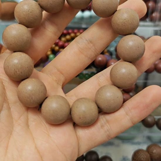 泥塑高阶白龙涎微瑕手串