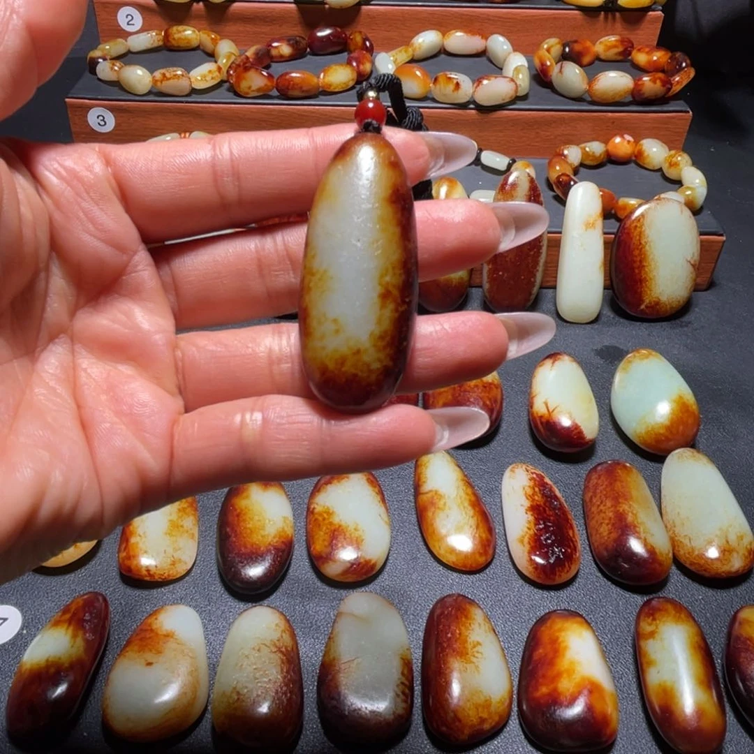 颈饰未镶嵌和田玉$****$