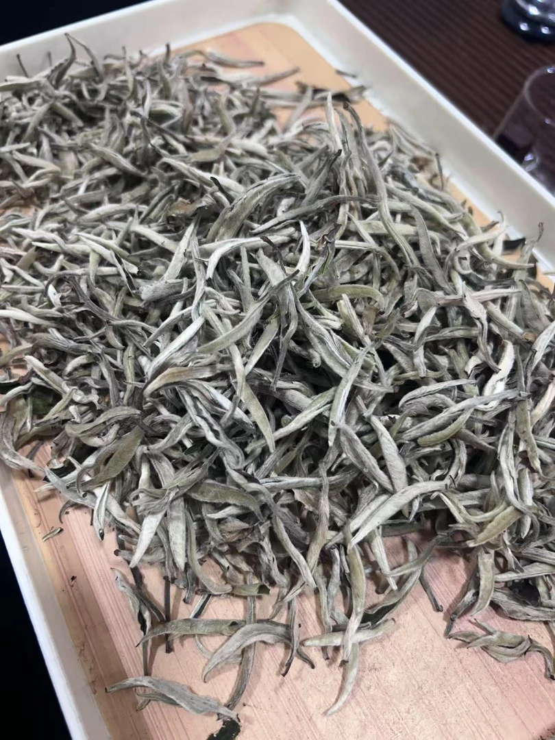 2025年冰岛老寨白毫银针1000g（白）