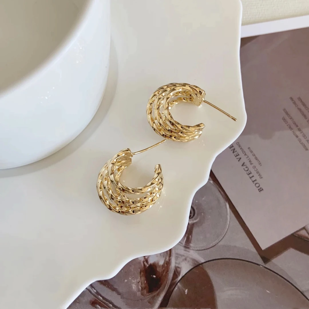 925银耳饰 多层扭曲C圈耳钉设计感麻花扭金色耳圈冷性风耳饰925针