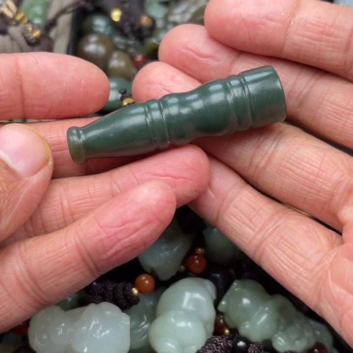 和田玉吊坠未镶嵌苏**哥