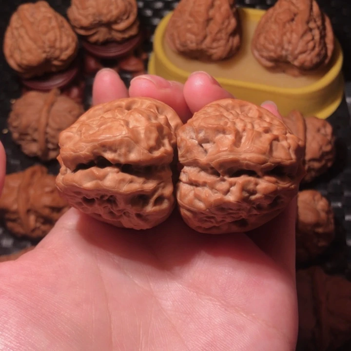 文玩核桃把件40四深开肌肉蛙