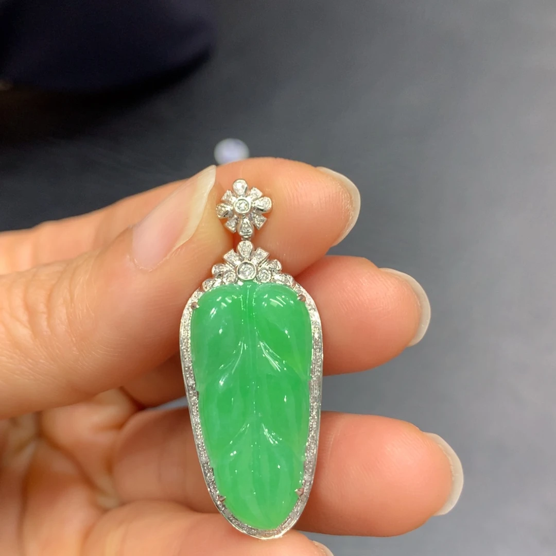 翡翠18K金镶嵌吊坠(不含链)