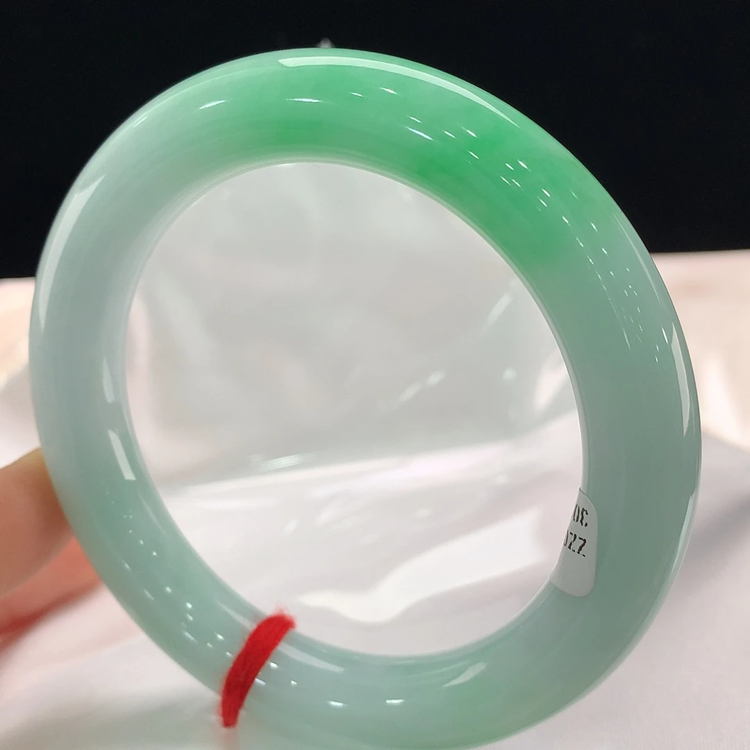 翡翠未镶嵌手镯0226