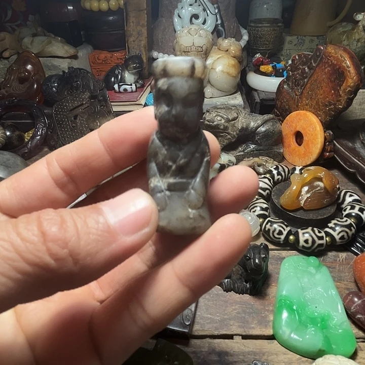 和田玉（糖玉）未镶嵌挂件