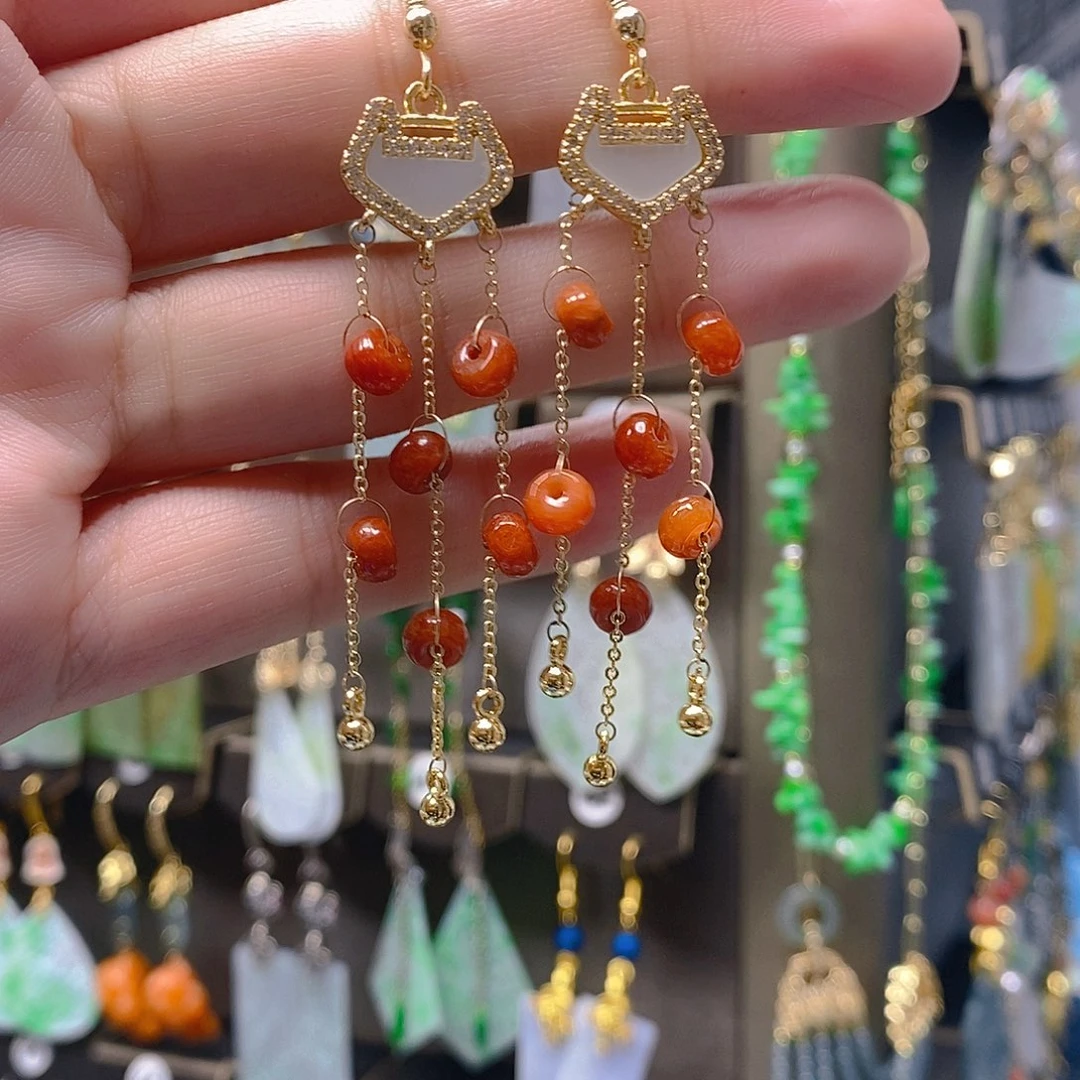 未镶嵌翡翠耳饰翡翠