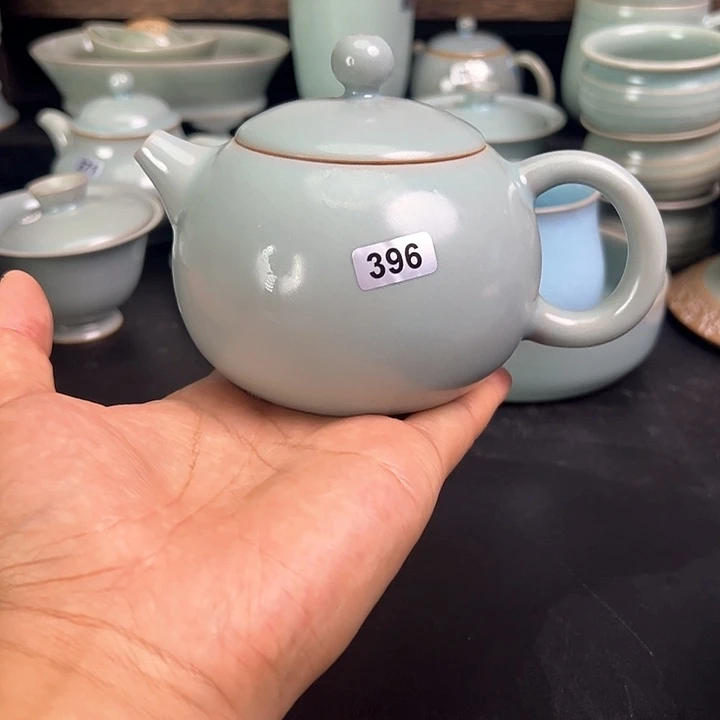 手工大西施壶汝瓷