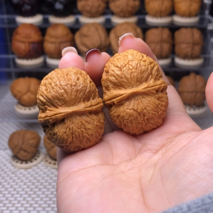 文玩核桃把件51号花生元宝39尺