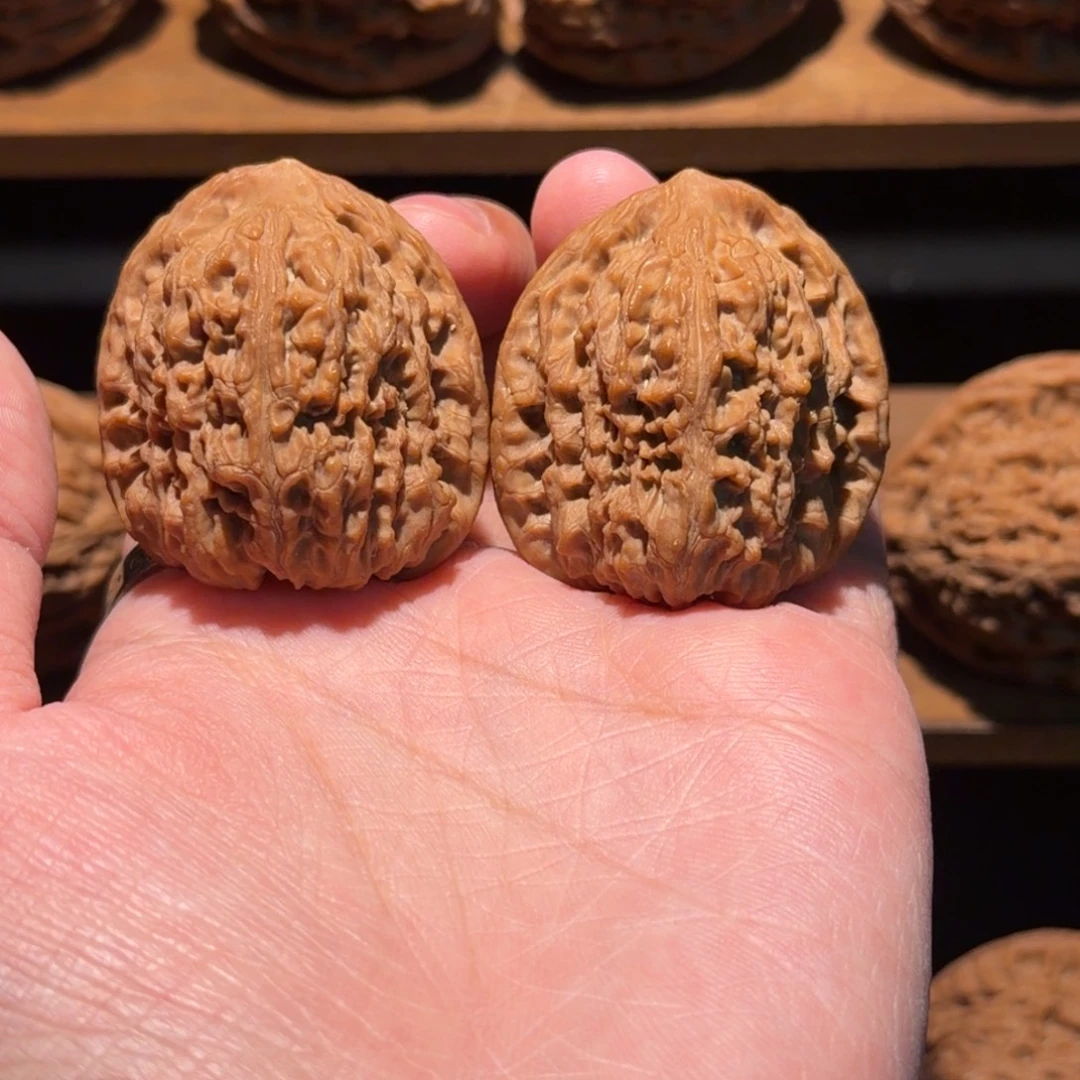 吊坠桃核36南疆石