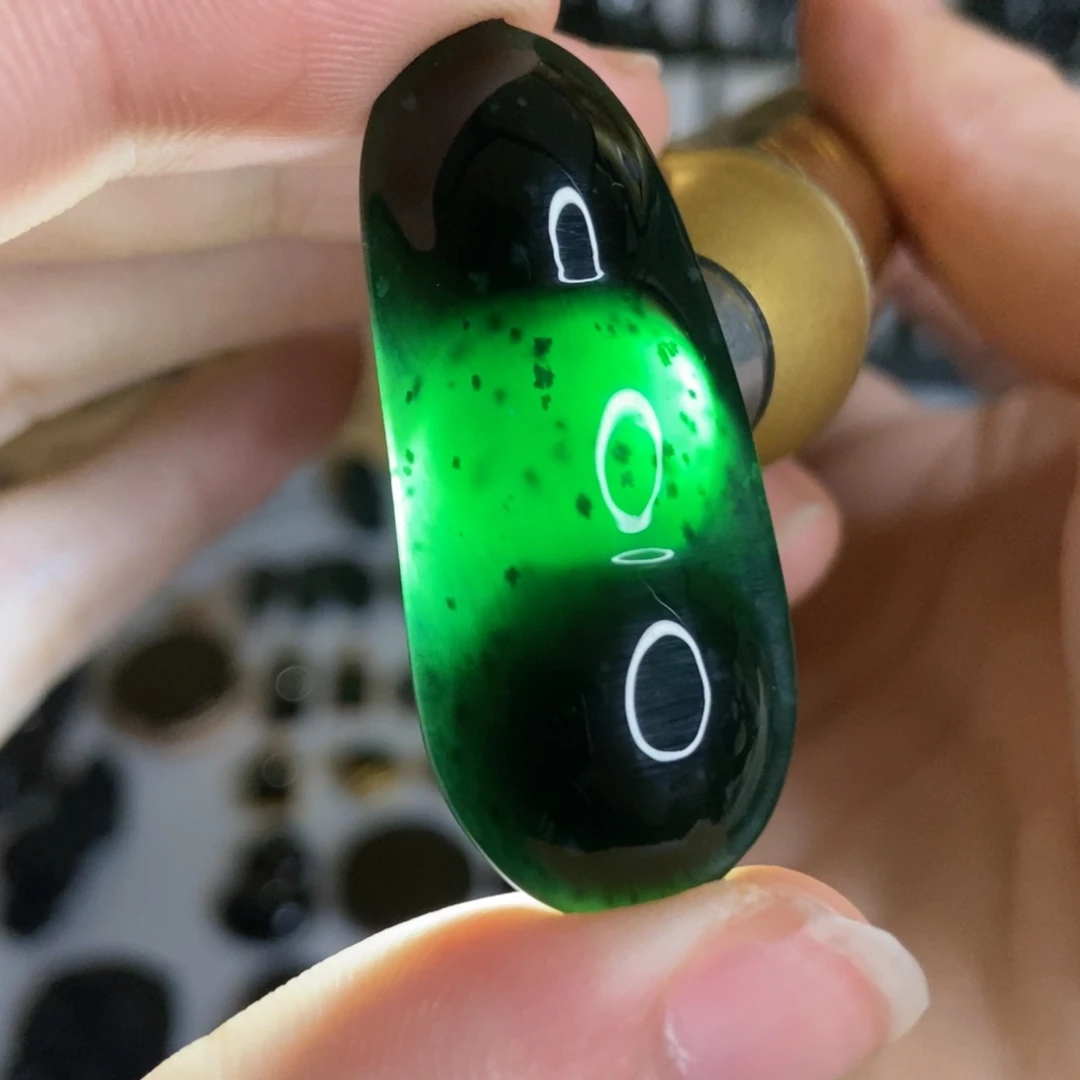 裸石翡翠天**陈缅甸A货墨翠豆子