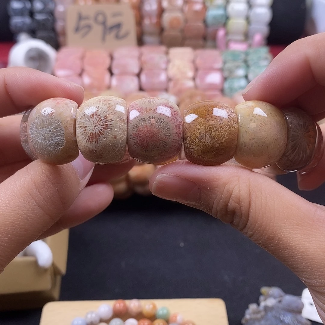 硅化珊瑚（珊瑚玉）未镶嵌手牌 上新31