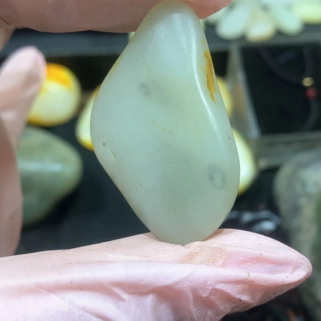 未镶嵌和田玉（糖玉）挂件