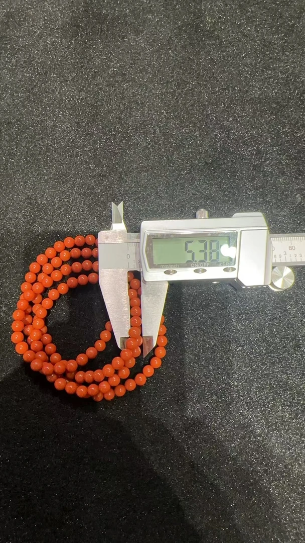 天然原矿保山南红5+多圈