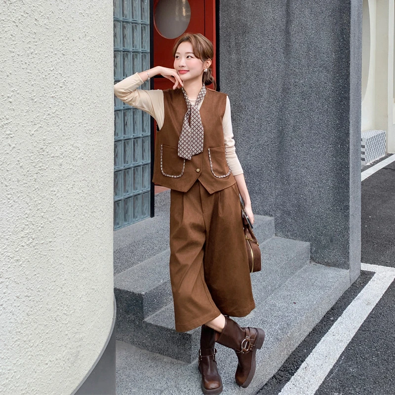 复古美拉德马甲打底衫七分阔腿裤2025春秋新款简约通勤ins三件套