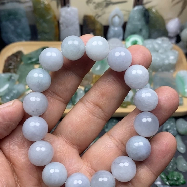 翡翠未镶嵌颈饰手串