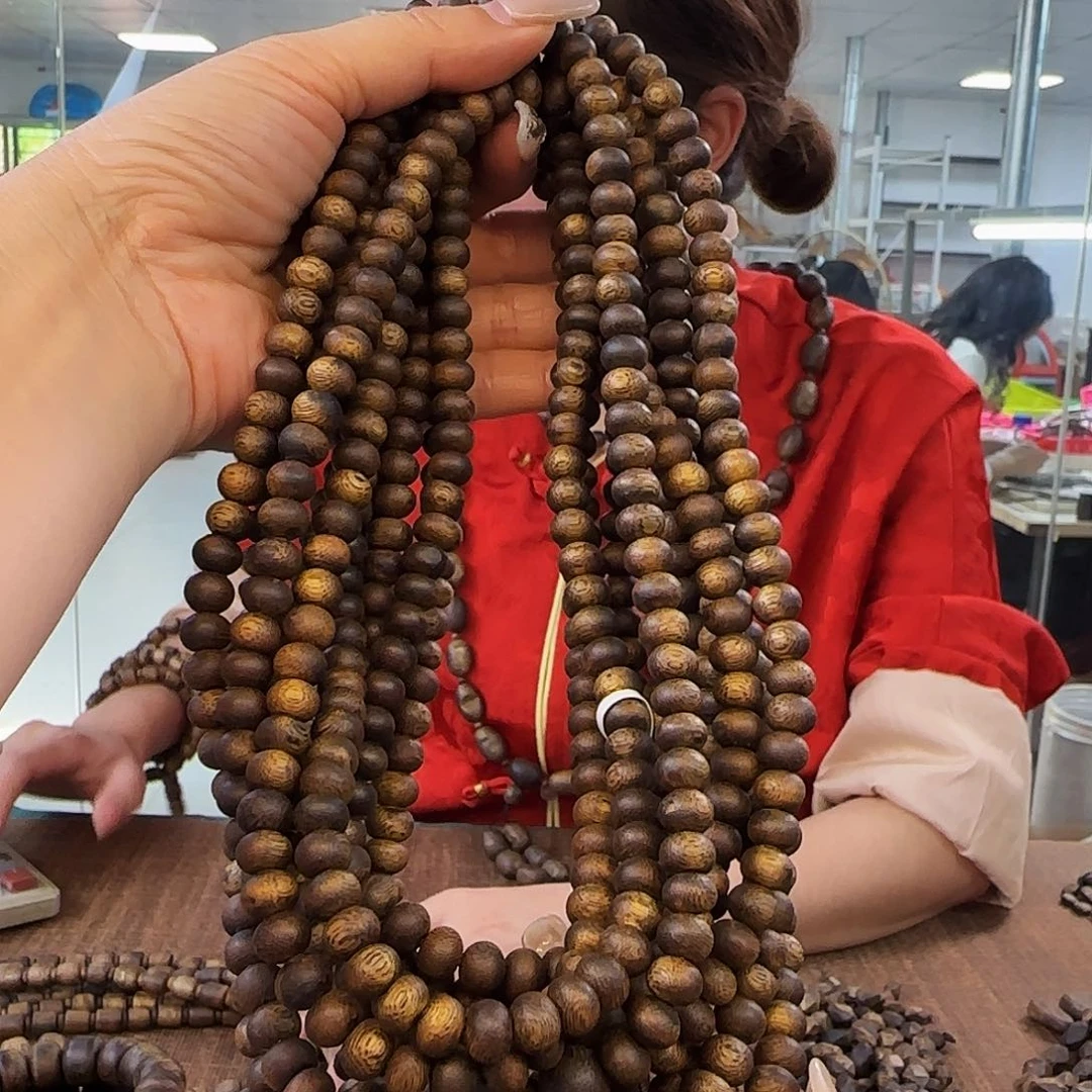 沉香手串多样性发货1条红土乌身99821