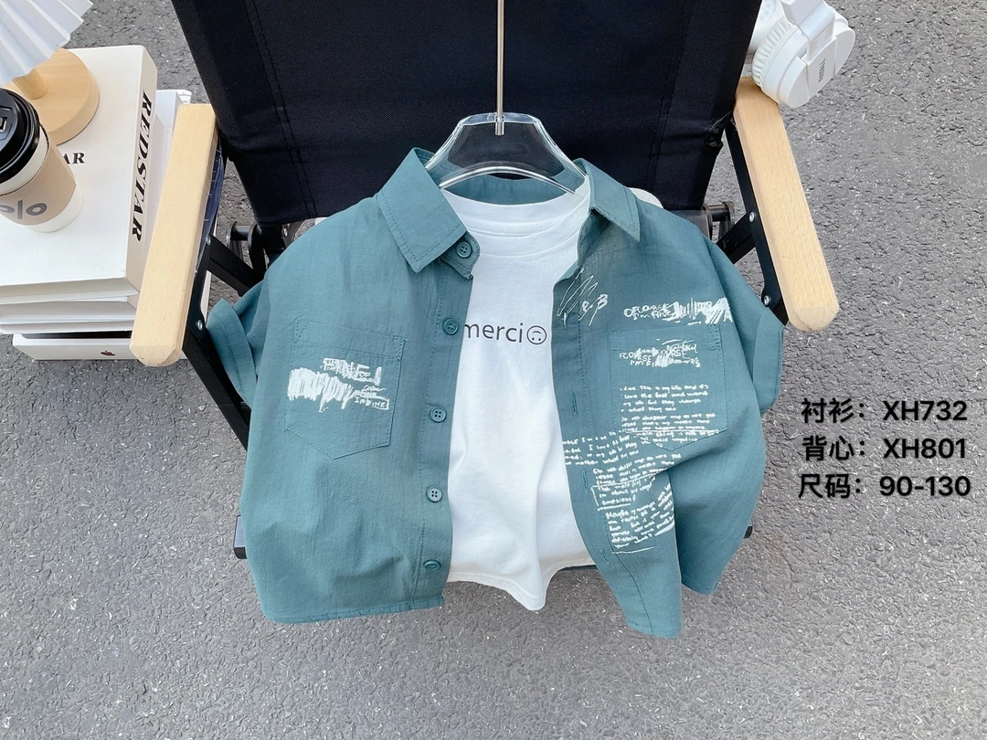 A1-8。XH 732 儿童衬衫百搭乱码小英文