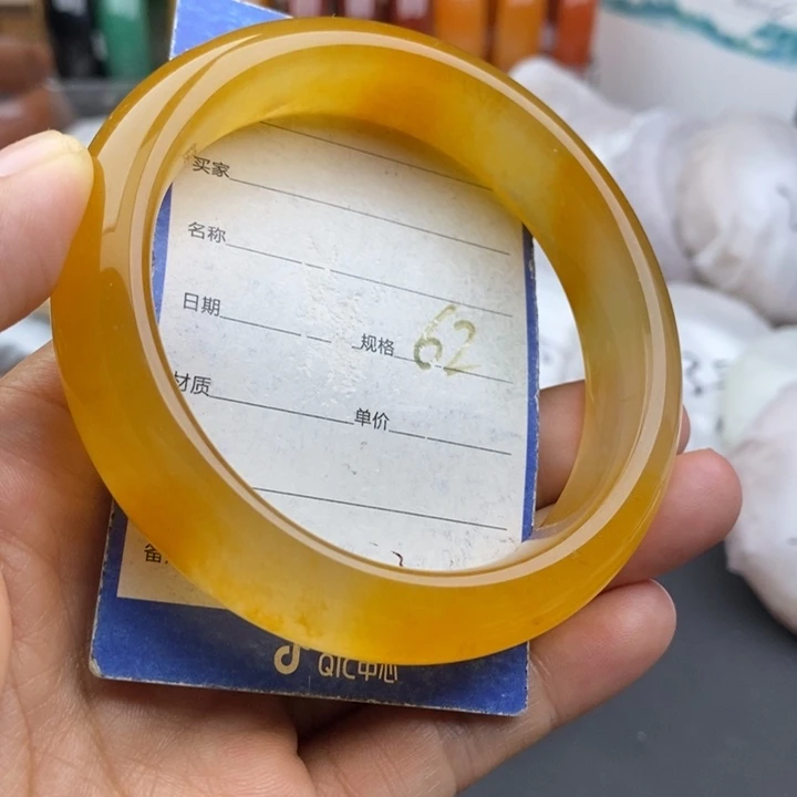 石英质玉未镶嵌手镯