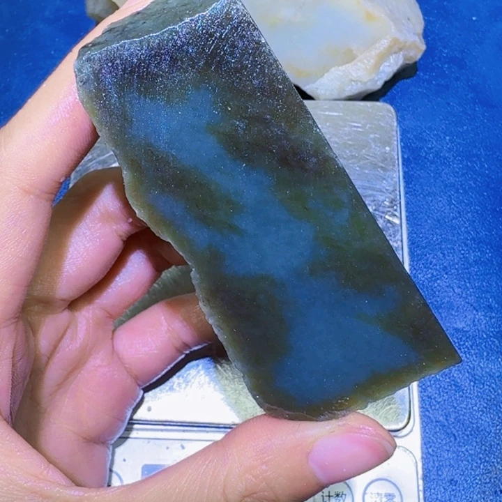 未镶嵌和田玉（糖玉）珠宝半成品