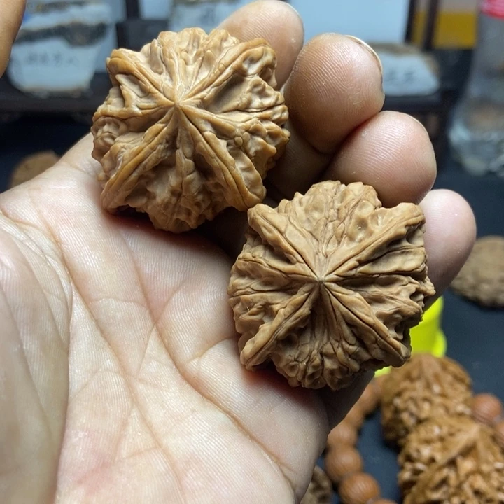 把件文玩核桃四棱1