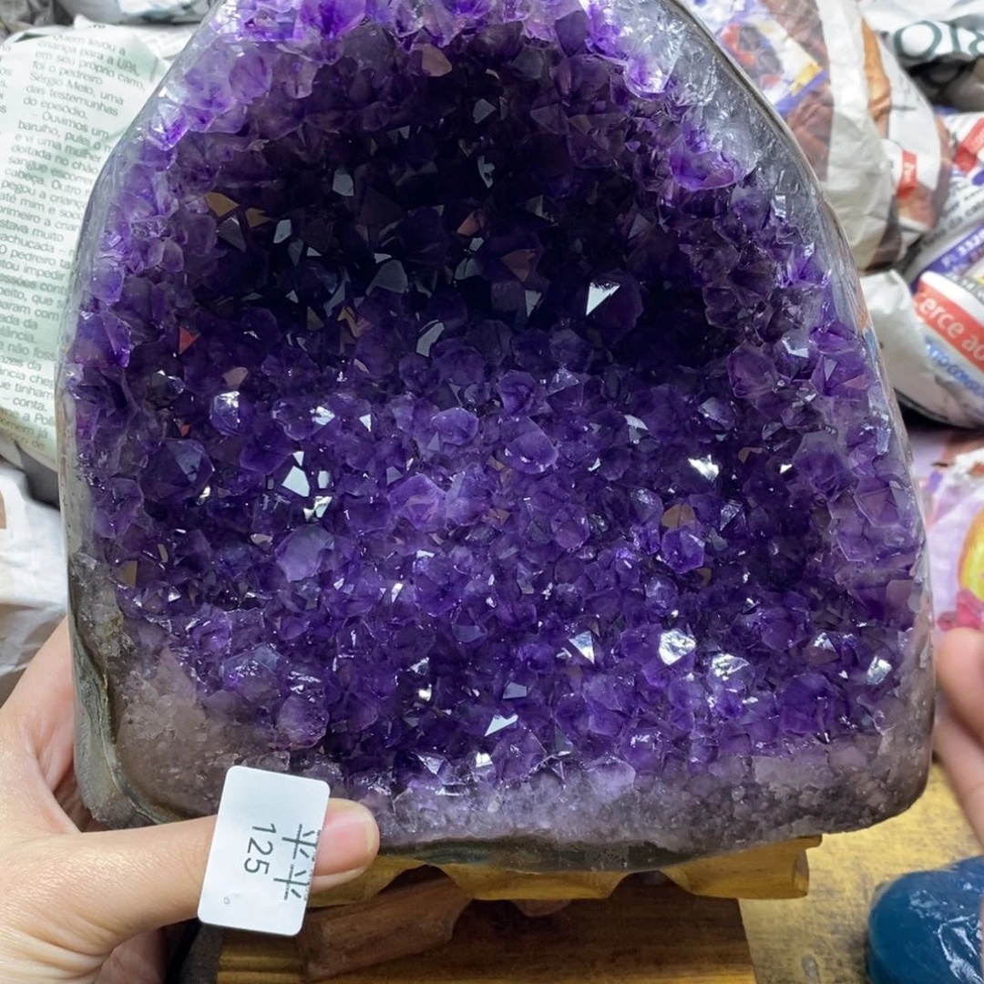 紫晶乌拉圭未镶嵌