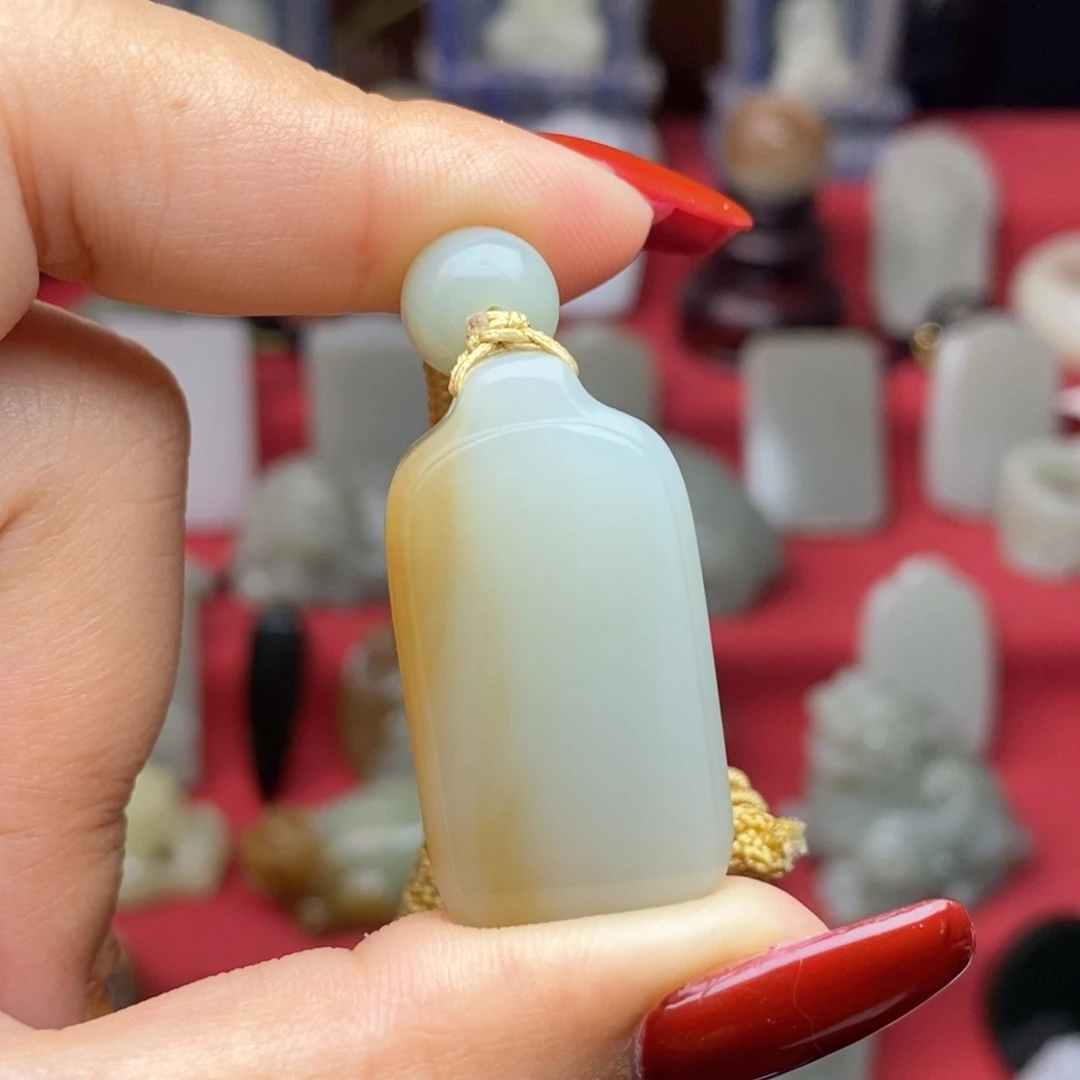 颈饰未镶嵌和田玉懂**～