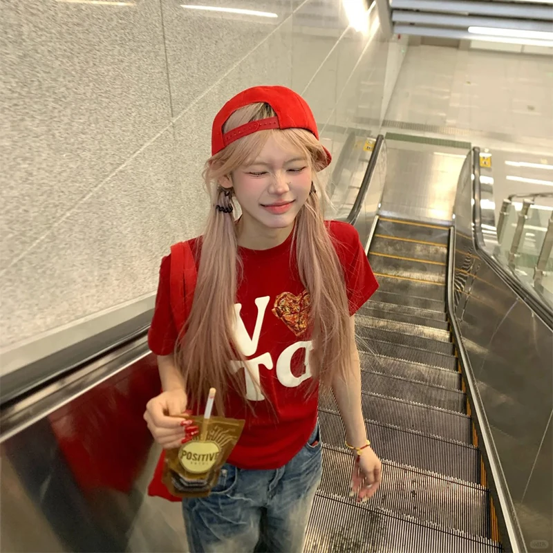 梦优莱美式性感字母印花圆领正肩短袖T恤女夏季新款辣妹运动上衣