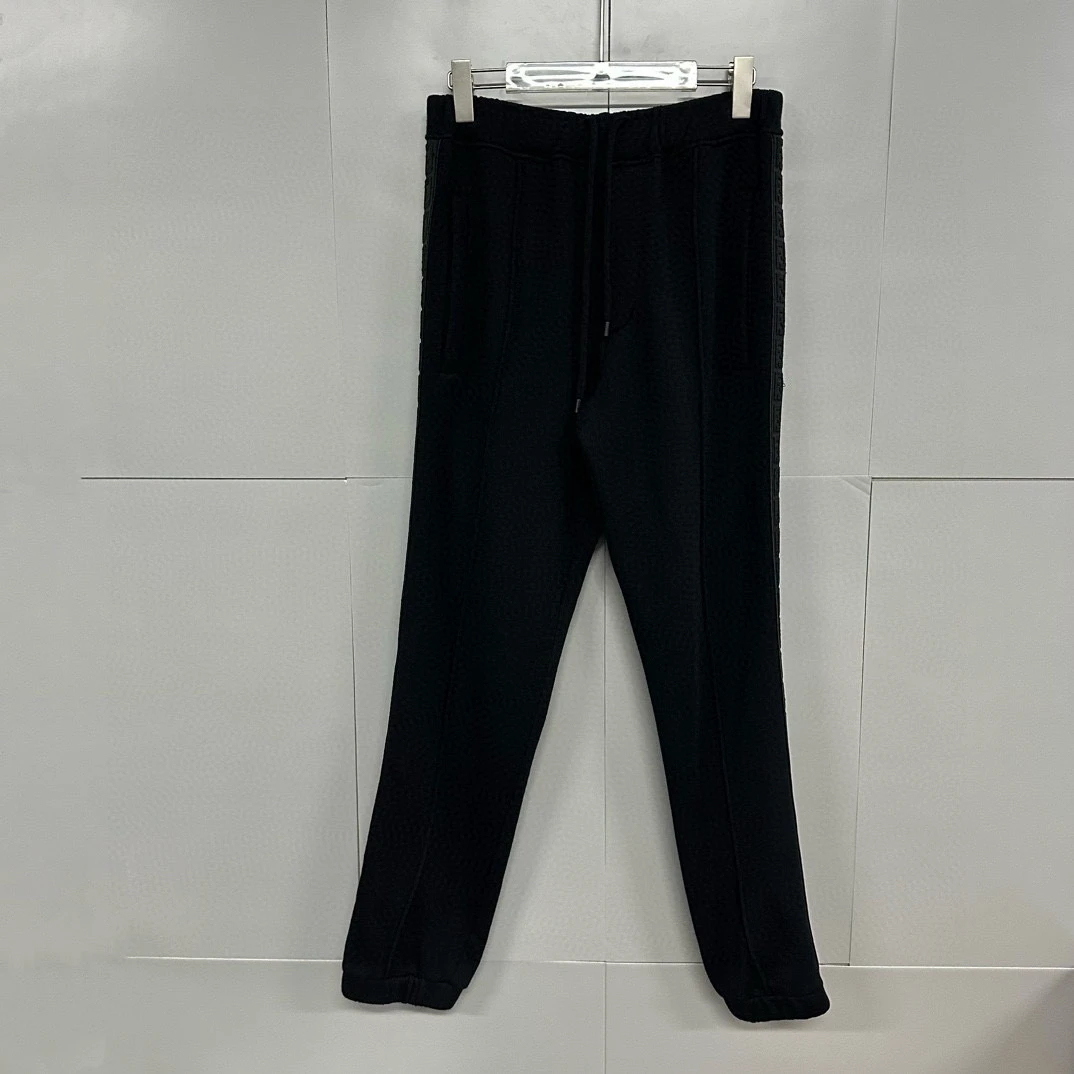 99新  Fendi 芬迪侧边双F满印长裤 48码 J00073