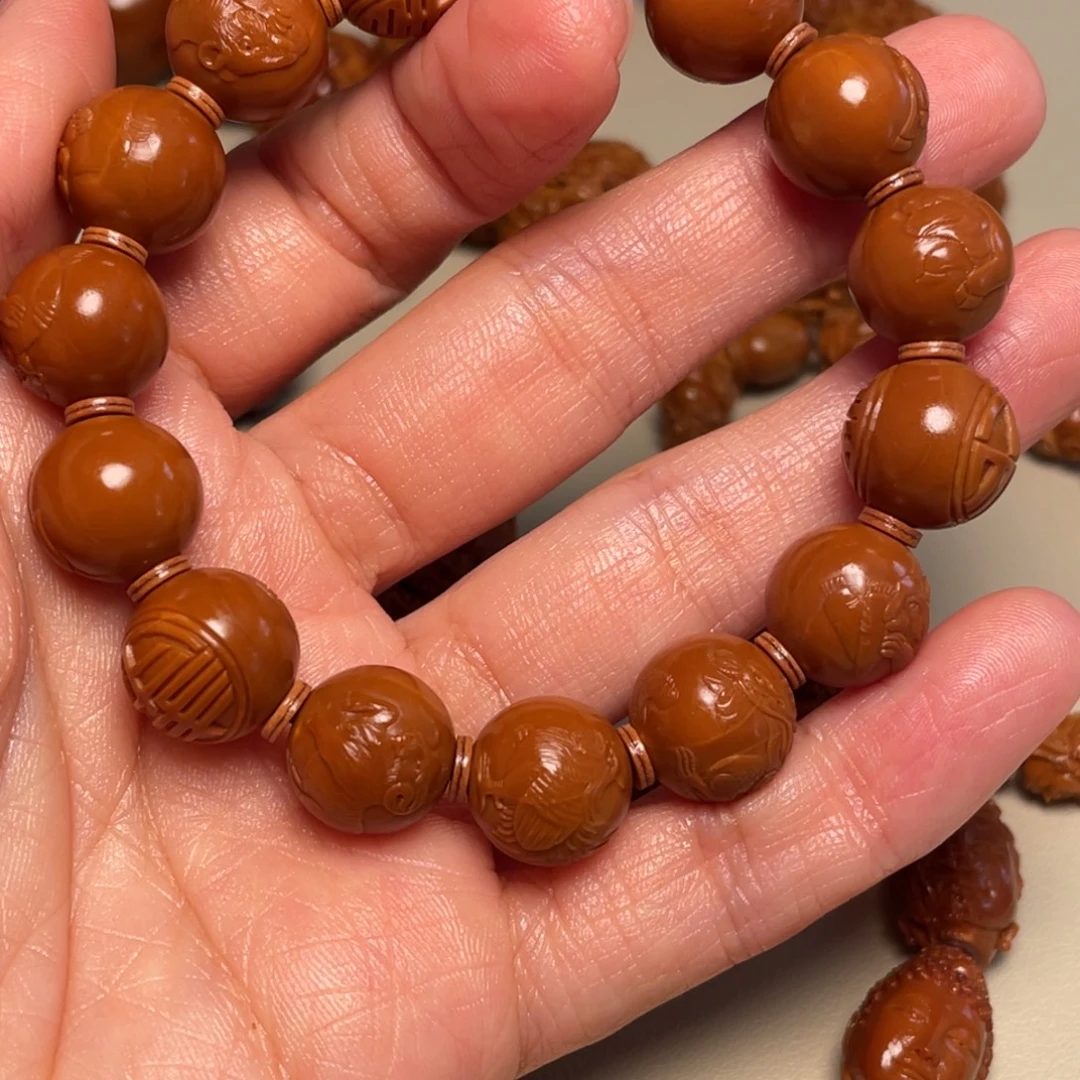 l***u琉璃/树脂/塑料类