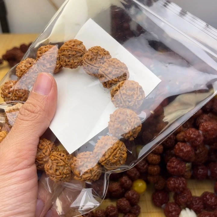 王***乐原皮单圈手串老树王