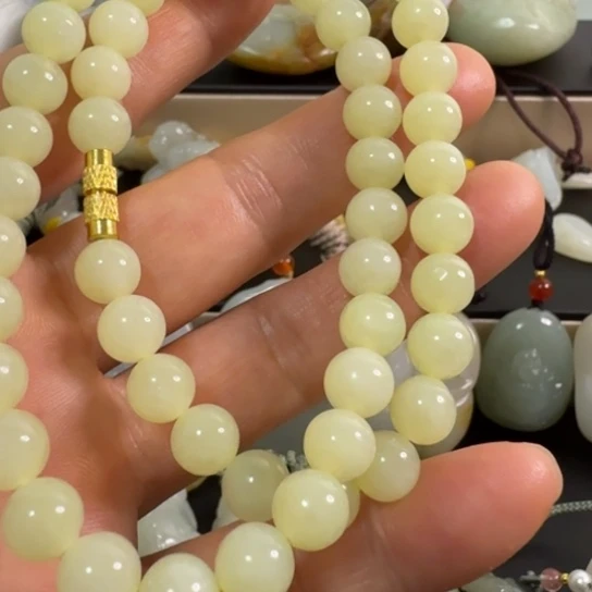 和田玉（糖玉）未镶嵌颈饰